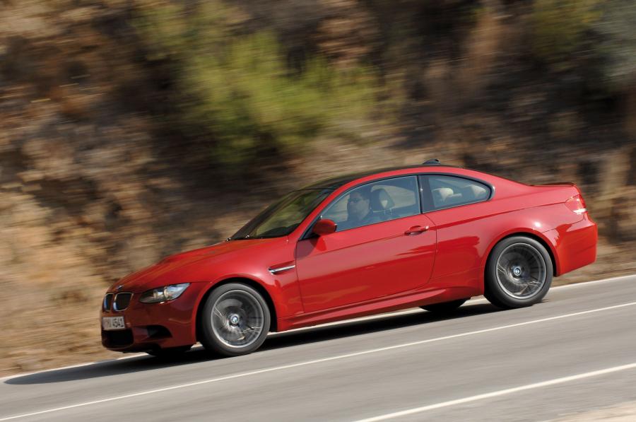  BMW M3 2009 года  (фото 22 из 38)